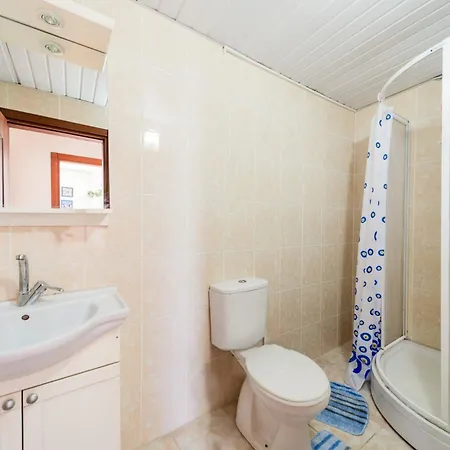 Central Flat W Balcony 10 Min To Hadrian Gates Antalya